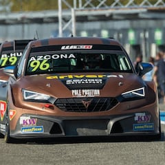 Cupra trabaja en equipo