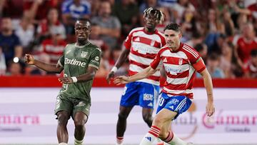 14/09/25 PARTIDO SEGUNDA DIVISION
GRANADA CF - CD LEGANES
En la imagen Cisse (CD Leganes) y Sergio Ruiz (Granada CF)