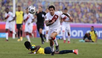 QUITO, ECUADOR - JUNE 08: Gianluca Lapadula of Peru vies for the ball during a match between Ecuador and Peru as part of South American Qualifiers for Qatar 2022 at Rodrigo Paz Delgado Stadium on June 08, 2021 in Quito, Ecuador. (Photo by Franklin Jacome/