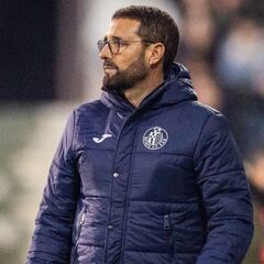 Bordalás: “Nos hemos complicado la vida con las expulsiones”