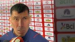 “Tratamos, pero...”: Medel contó por qué Berizzo no esperó el partido con Ecuador