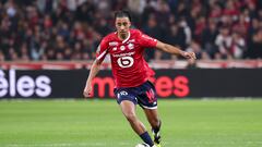 Leny Yoro to Manchester United: contract details and record at Lille