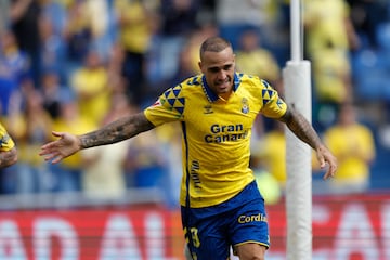 El atacante amarillo está de dulce. Todo balón que pilla en el área para la red. Su acierto goleador es una de las claves de la recuperación de Las Palmas.