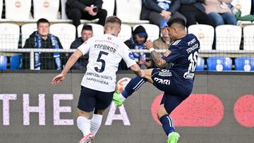 “Hoy estoy muy profesional, pero Chile no me ama... No me quieren llamar a la Roja”