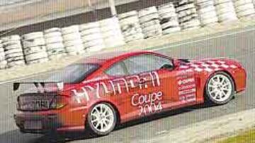 <b>AUMENTA EL ESPECTÁCULO.</b> Los nuevos coches de 200 CV serán mucho más competitivos.