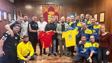 Las Leyendas España se suman a la fiesta solidaria de Paterna de Rivera