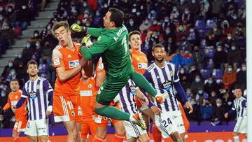 VALLADOLID. 08/01/22. PHOTOGENIC. ESTADIO JOSE ZORRILLA, PARTIDO DE LA LIGA SMARTBANK ENTRE EL REAL VALLADOLID Y EL BURGOS CF.