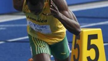 Bolt gana dormido su serie de 200 m