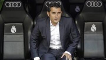 Valverde, en el banquillo del Bernabéu.