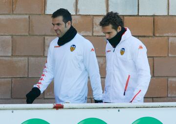 Marchena y Baraja, antes de un entrenamiento con el Valencia en febrero de 2010.