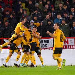 Raúl Jiménez anota su primer gol de 2023 en el Wolves vs. Nottingham Forest
