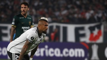 Futbol, Colo Colo vs Alianza Lima.
Fase de grupos, Copa Libertadores 2024.
El jugador de Colo Colo Arturo Vidal es fotografiado contra Alianza Lima durante el partido de copa libertadores por el grupo A disputado en el estadio Monumental en Santiago, Chile.
23/04/2024
Jonnathan Oyarzun/Photosport
Football, Colo Colo vs Alianza Lima.
Group stage, Copa Libertadores 2024.
Colo Colo's player Arturo Vidal is pictured against Alianza Lima during the copa libertadores match for group A at the Monumental stadium in Santiago, Chile.
23/04/2024
Jonnathan Oyarzun/Photosport