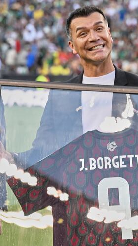 Ivar Sisniega and Jared Borgetti during the game international friendly between Mexican National team (Mexico) and Brazil at Kyle Field Stadium, on June 08, 2024, College Station, Texas, United States.