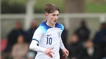 Finley Gorman, jugador del Leeds United Sub-18, durante un partido con la Selección inglesa Sub-16.