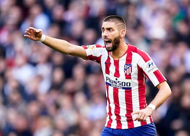 Una de las grandes incorporaciones invernales de toda la historia del Atlético. Yannick Carrasco regresó al club el 31 de enero de 2020 en el último día de mercado. Se había intentado hasta última hora poder firmar a Cavani, pero ante la imposibilidad de sumar al uruguayo, el elegido fue el belga, que dos años atrás se había marchado a China. Y aunque le costó de partida, tras casi dos meses sin competir en el país asiático, desde el parón por la pandemia volvió a ser el jugador desequilibrante, con muchísima calidad y llegada de sus mejores días. En un nuevo Atlético se adaptó de maravilla a jugar como carrilero izquierdo y cada vez que puede acercarse al área rival y encarar a la defensa es todo un peligro. Uno de los mejores jugadores del Atlético en este año 2021, clave en el título de Liga. El belga disputó 91 partidos en su segunda etapa antes de marcharse a Arabia Saudí el pasado 4 de septiembre, con el mercado veraniego europeo ya cerrado.  