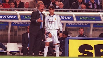 Lleg車 al primer equipo en 1999 de la mano de Vicente del Bosque desde las categor赤as inferiores del equipo blanco, debut車 con 18 a?os, pero en la temporada 2000/01 se march車 cedido al Espanyol.