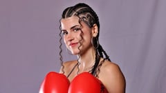 Abby prueba suerte antes de La Velada del Año y le toca una carta Pokémon del set más codiciado: “Hoy es el día”