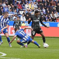 El Elche, el saco de boxeo de Primera