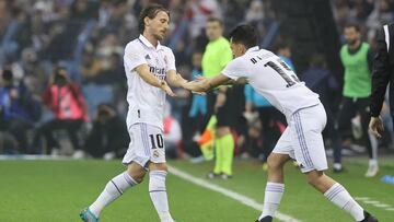 Ceballos entra en sustitución de Modric en la final de la Supercopa de España que enfrentó al Real Madrid con el Barcelona.