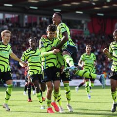 Sinisterra vuelve a tener minutos en goleada sufrida ante Arsenal