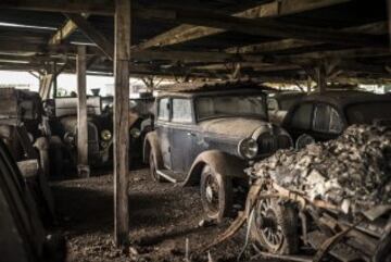 La colección de coches clásicos, reunidos durante 50 años por el empresario francés Roger Baillon, serán subastados por Artcurial Motorscars en el Salón de París.