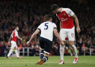 Las mejores imágenes del clásico de Londres en Arsenal y Alexis en el Emirates Stadium.