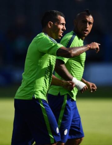 05/06/15  PREVIA FINAL CHAMPIONS LEAGUE
ULTIMO ENTRENAMIENTO DE LA JUVENTUS EN EL ESTADIO OLIMPICO DE BERLIN 
ARTURO VIDAL