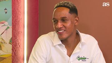 Yerry Mina espera con paciencia definir su futuro.