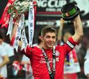 Gerrard dona sus camisetas y trofeos al Museo del Liverpool