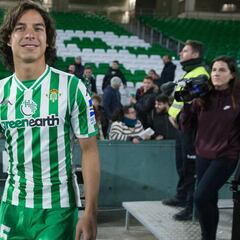 Cambio de dorsal de Lainez genera revuelo en redes