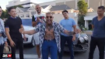 McGregor impersonator tricks fans in LA