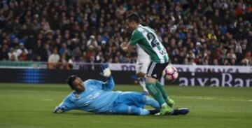 Keylor Navas y Rubén Castro.