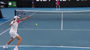 ¡Ha nacido una estrella! Gana a un top-10 y destroza el récord de potencia con esta derecha del Open de Australia