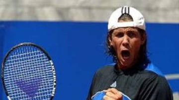 <b>CON CONFIANZA.</b> Verdasco pasó por encima de Davydenko, uno de los cabezas de serie del Masters de Roma.