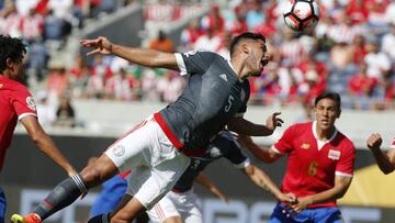 Costa Rica y Paraguay juegan el primer partido en Orlando, Florida.