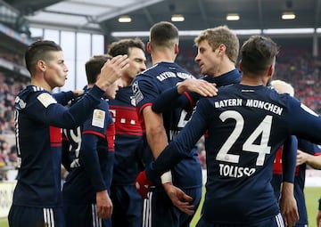 El colombiano anotó un golazo en el triunfo del Bayern 2-0 ante el Mainz