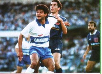 Tuvo un paso por la UC entre el 92 y 93 antes de explotar en el Toluca. En Francia '98 anotó un gol y en Corea-Japón también fue parte del plantel guaraní.