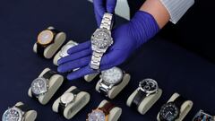 Increíble hallazgo: PDI recupera costoso reloj robado a Keanu Reeves en Estados Unidos