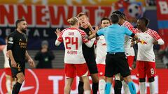The German side saw an early goal ruled out by the referee, with many people scratching their heads at the seemingly strange decision.