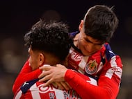 Bryan González netted twice in a rout of Puebla, as Chivas returned to winning ways to move closer to finishing first in the Clausura 2026 regular season.