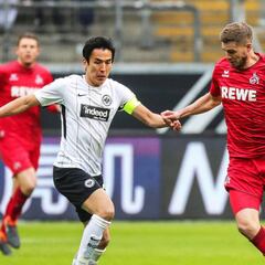 Marco Fabián y Carlos Salcedo fueron banca en triunfo del Eintracht Frankfurt