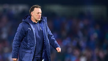 during the quarter-final second match between Cruz Azul and Guadalajara as part of the Liga BBVA MX, Torneo Apertura 2025 at Olimpico Universitario Stadium, on November 30, 2025 in Mexico City, Mexico.