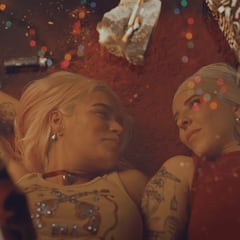¿Quién es Young Miko, protagonista del video ‘Contigo’ de Karol G?