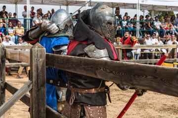 En los alrededores del Castillo de Belmonte, Cuenca, se ha disputado el IV Torneo Nacional de combate medieval, que goza cada año de más aficionados. 
 