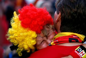 Francia-Bélgica (0-2). Un aficionado belga desolado tras la eliminación en semifinal.