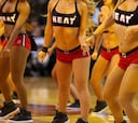 Las 'Heat Dancers', la luz en la penumbra de Miami