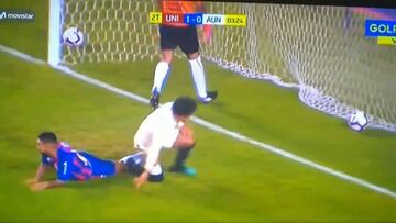 Así fue el primer gol de Gary Correa con la camiseta crema