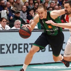 Los árbitros desquician al Bilbao Basket en Badalona