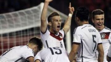 Felix Passlack celebró así su anotación ante los argentinos, la tercera de los teutones.