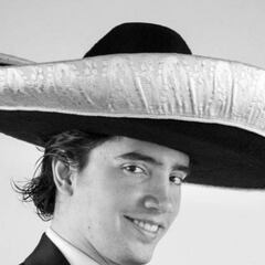 Alex Fernández estuvo a punto de no ser solista